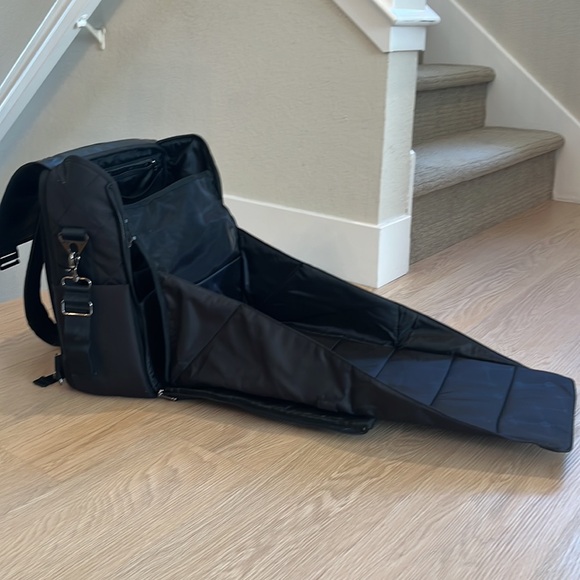 PAPERCLIP The Willow: Diaper Bag Backpack with Changing Station - Picture 6 of 7